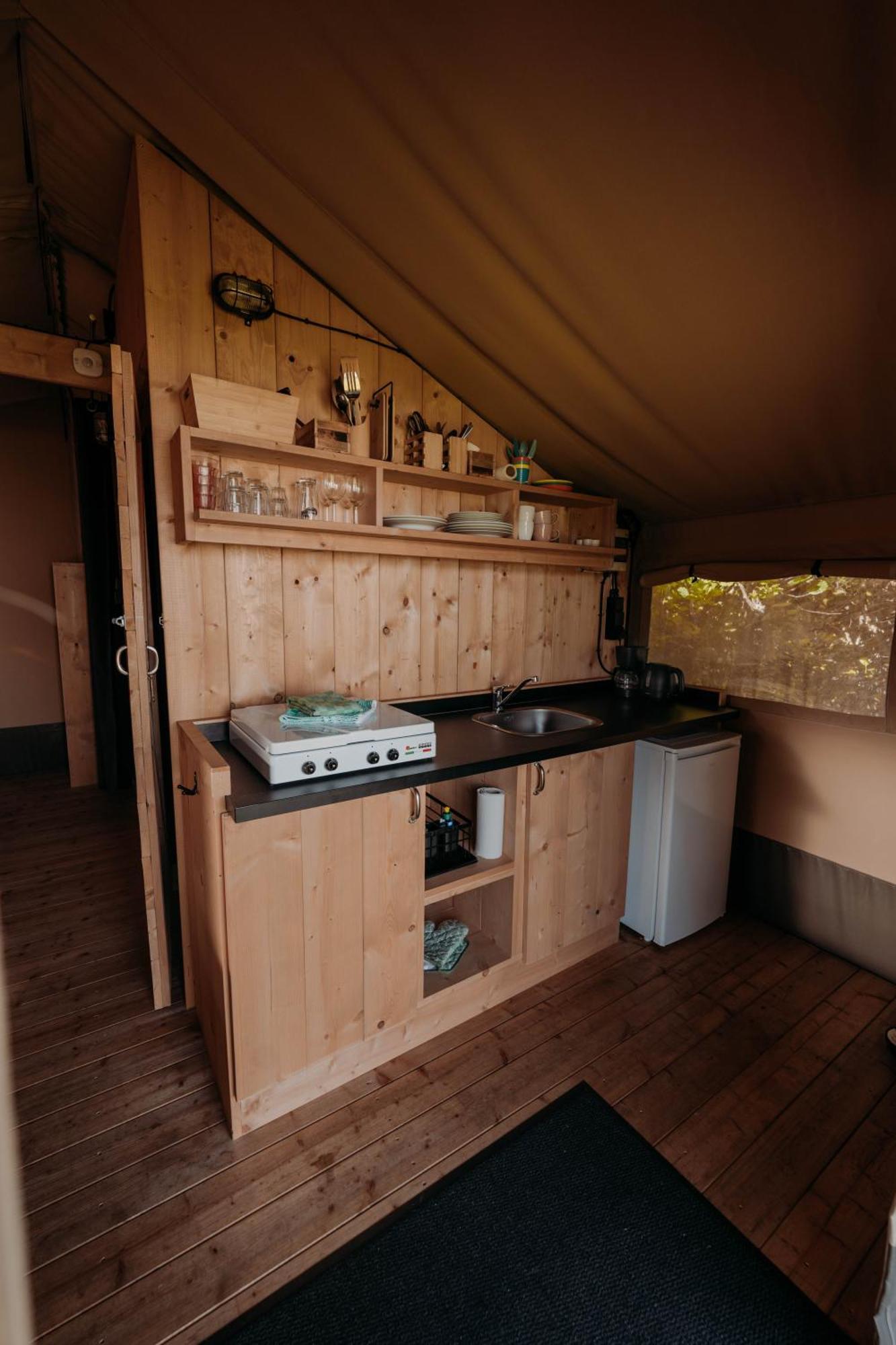 Camping De Tulpenweide Breezand Rom bilde